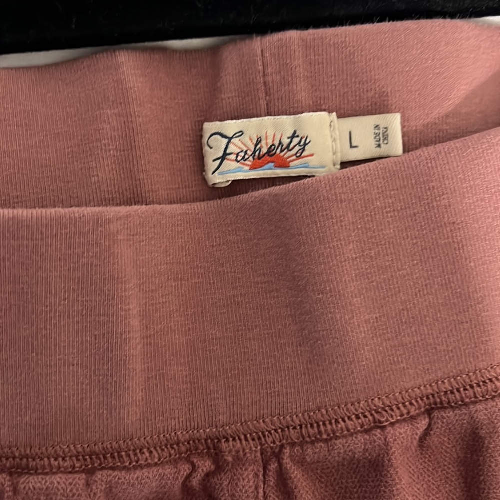 Faherty Dusty Rose Jogger Gem